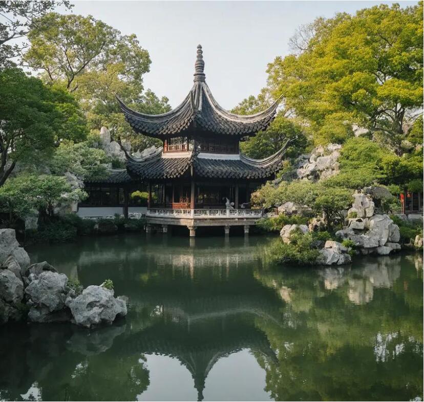 弥渡县半雪餐饮有限公司